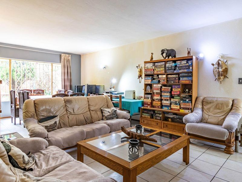 Turnkey investment opportunity in Bergendal, Northcliff. - Photo 9