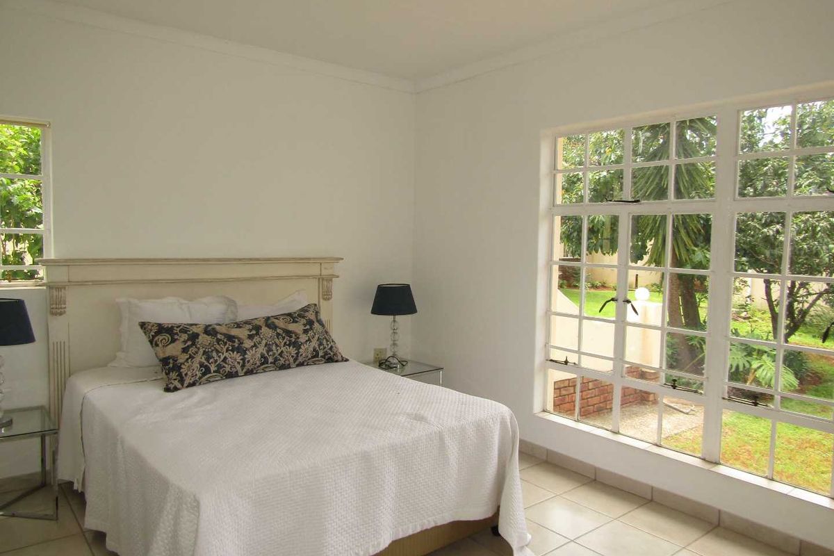 Spacious Life Rights Home in sought-after Retirement Village - Photo 4