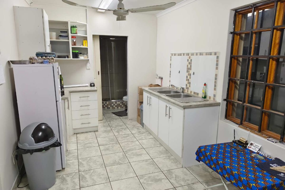 One bedroom garden cottage - Photo 2