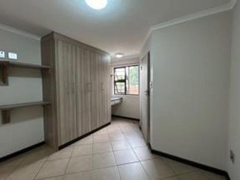 Luxury 2 Bedroom apartment to rent - Photo 7