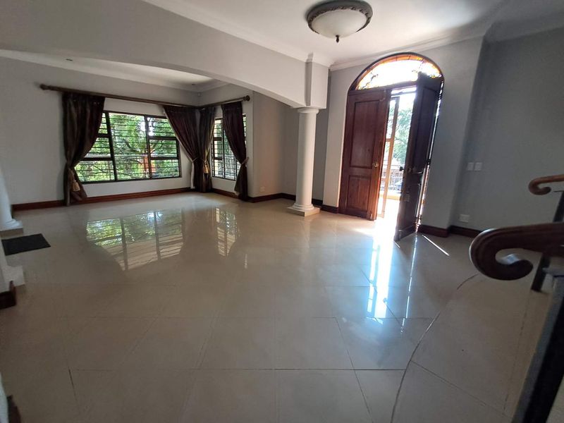 4 Bedroom, 4.5 bath, Elegant Family Home - Magalieskruin - Photo 5