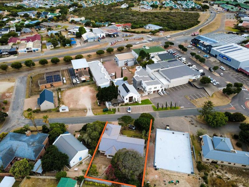 Prime property for sale in Stilbaai-wes. - Photo 3