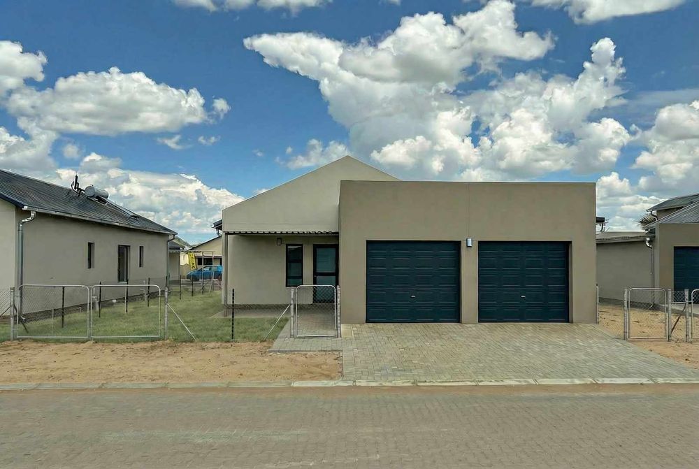 Newly built family home with 4-bedrooms and double garage.