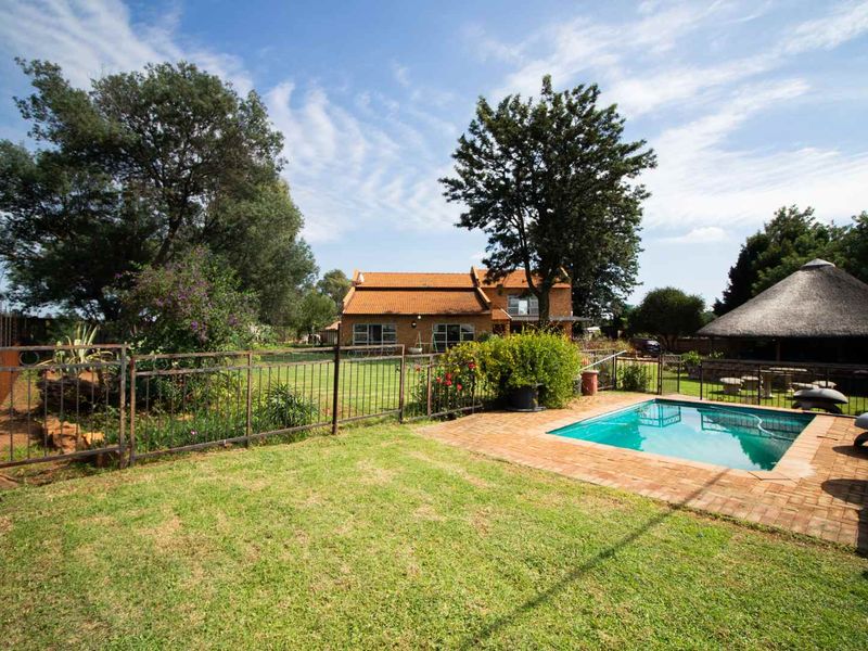 3.2 Hectare Agricultural Holding with Exceptional Potential For Sale in Elandsvlei, Randfontein - Photo 4