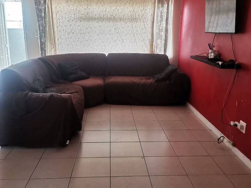 For sale  Spacious Townhouse for Sale in Walvis Bay - Photo 8