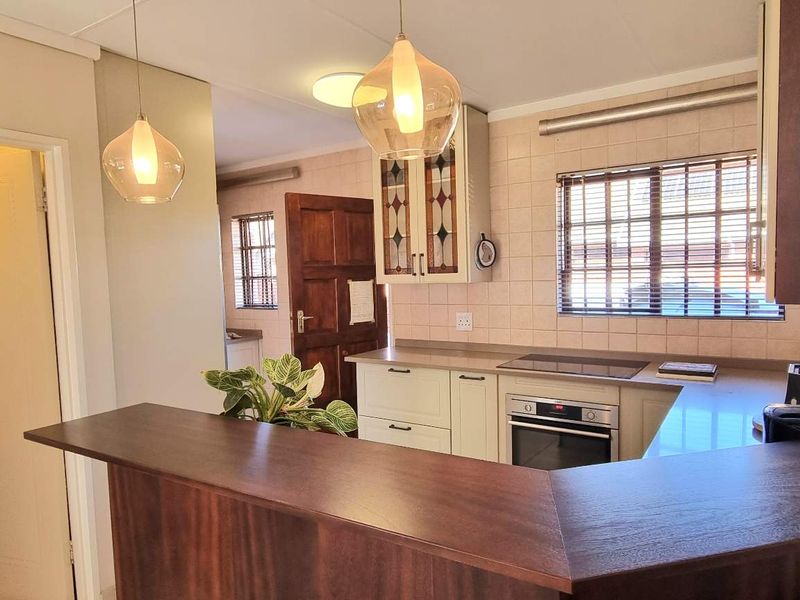 PEACE AND TRANQUILITY - Photo 6