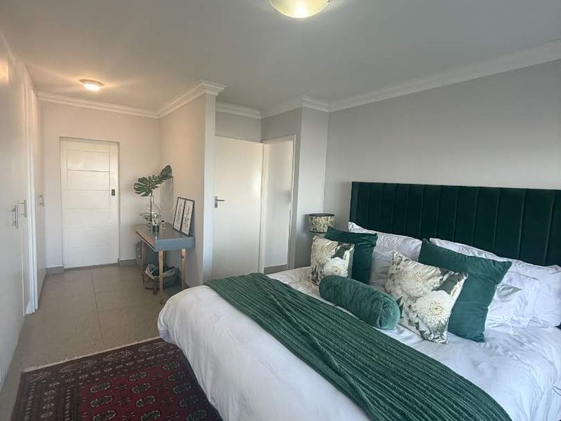 Exceptional 3 bedroom apartment available 1 August 2026 - Photo 10