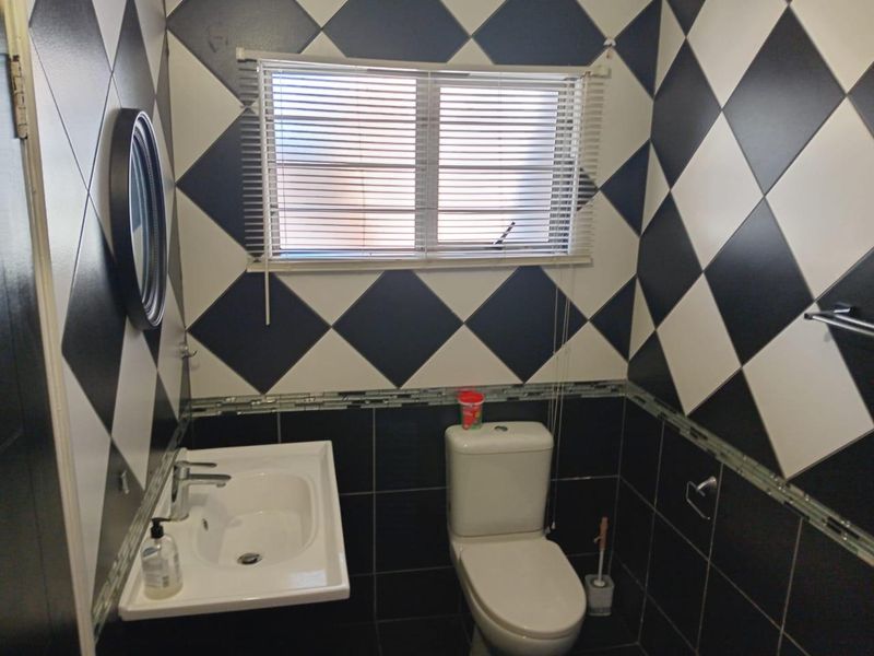 Modern & Move-In Ready 2-Bedroom Granny Flat – Pet Friendly! - Photo 8