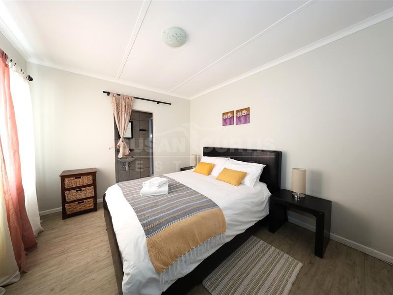 Perfect Holiday Home or Lucrative Investment Property! - Photo 2