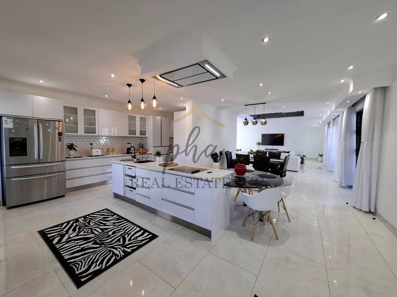 Live Moments Away from the Sea – A Home Where Comfort Meets Elegance - Photo 5