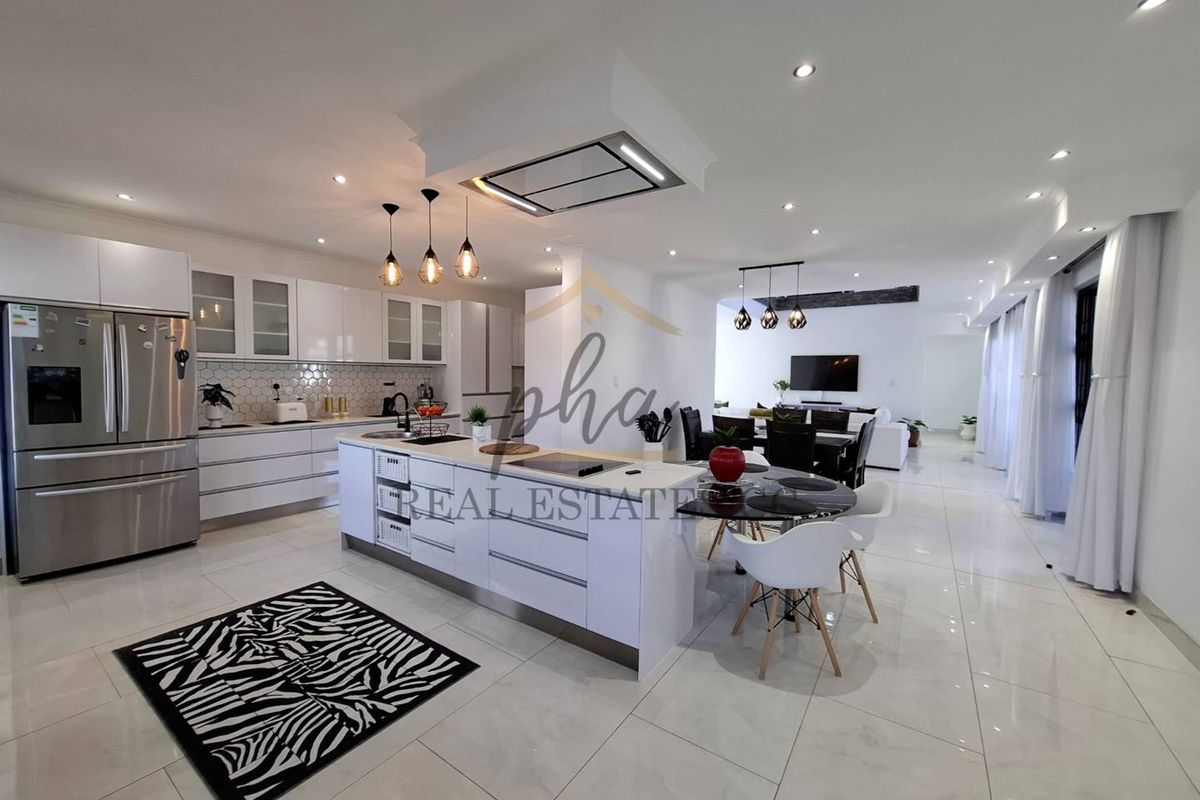 Live Moments Away from the Sea – A Home Where Comfort Meets Elegance - Photo 5