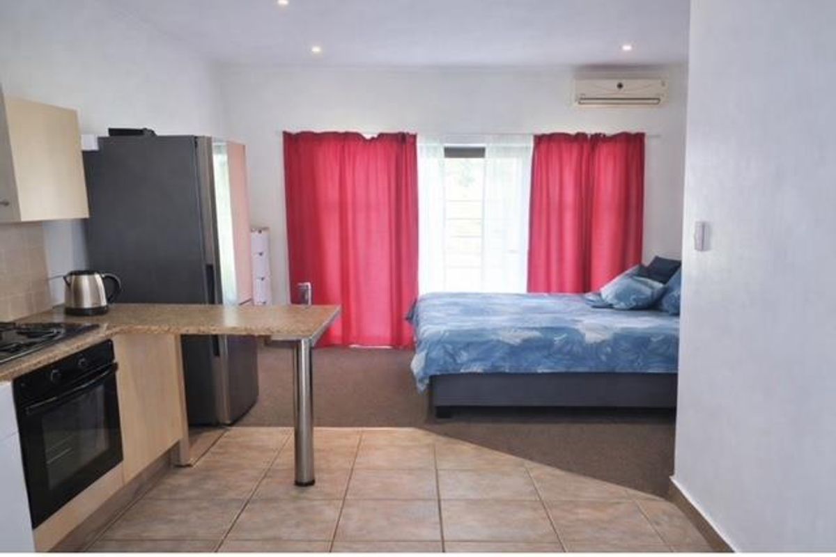 Peaceful Living at Bains Game Lodge – Neat Bachelor Apartment - Photo 3