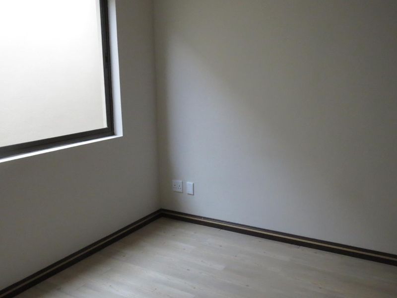 Three bedroom house with study in Omeya Golf Estate - Photo 9