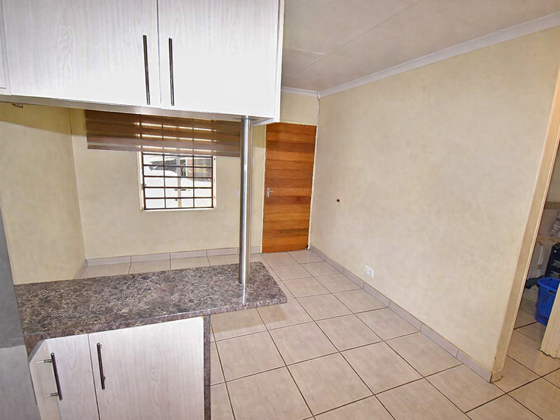 Secure Living - Photo 6