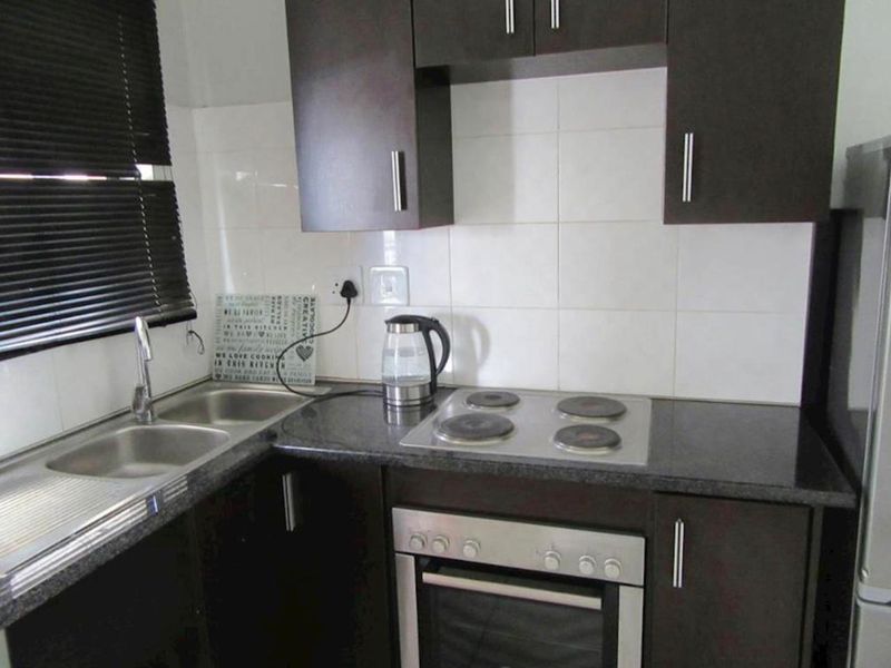 2 Bedroom Apartment for Sale in Noordwyk - Midrand. - Photo 3