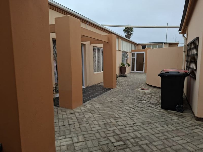 Charming 1-bedroom retirement unit for sale - Photo 10