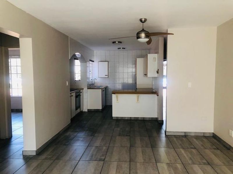 Modern Ground Floor Gem - Secure, Stylish & Superbly Located - Photo 7