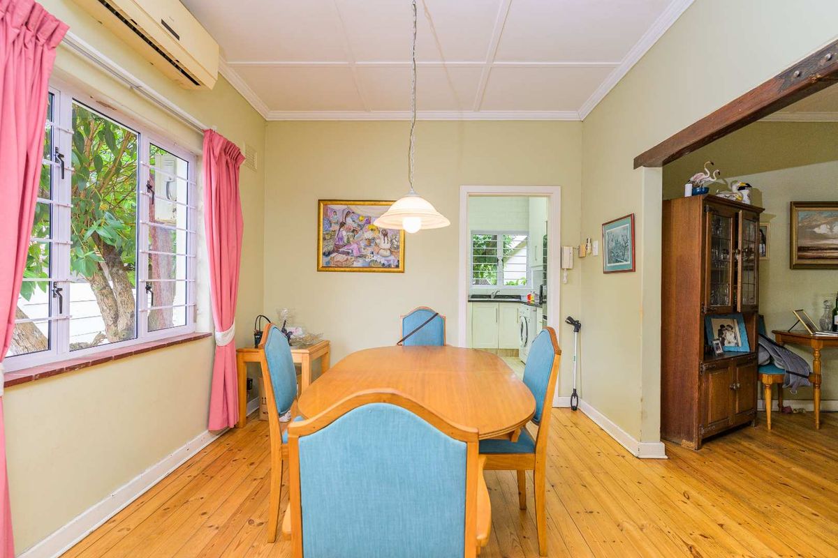 HENDRA - PRIME PROPERTY IN DURBAN NORTH WITH EXTENSIVE OUTBUILDINGS - Photo 4