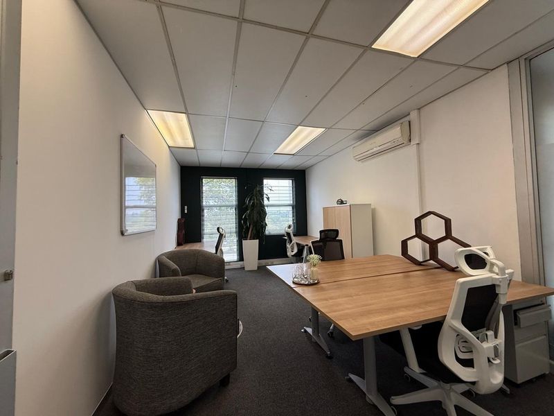 Prime Fully Serviced Office Space Available in Hyde Park - Photo 7