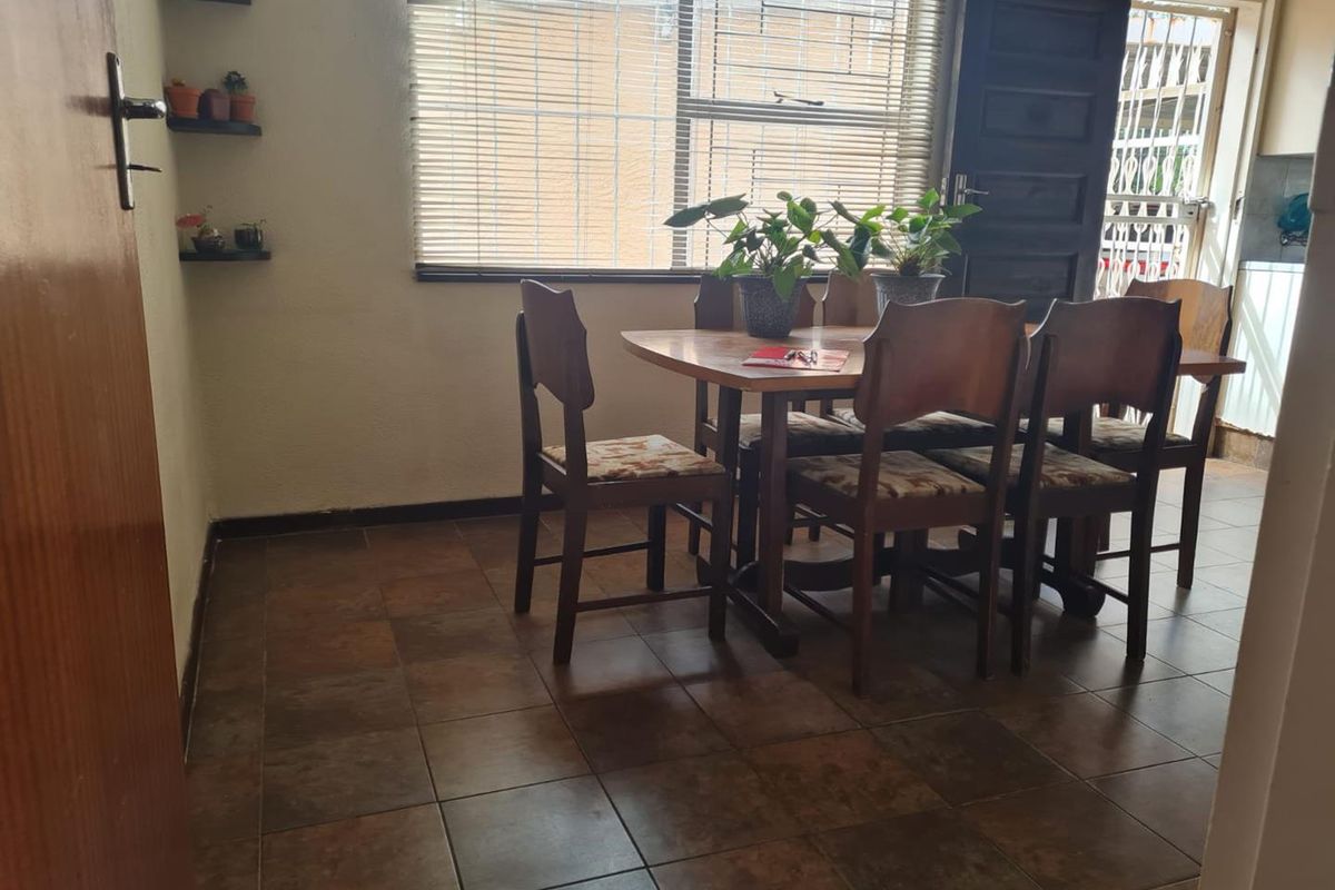 Single Storey Conventional - Photo 5