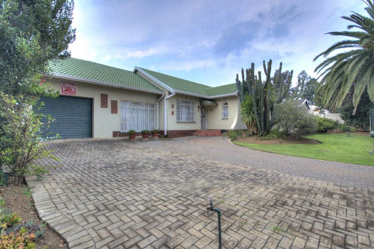 Excellent neighborhood! - Photo 4