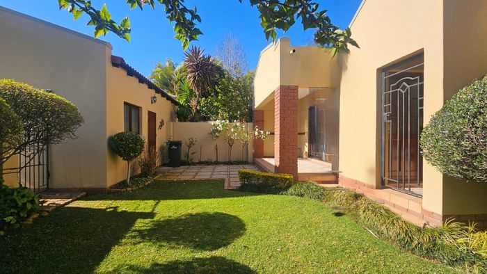 Property #2400663, Townhouse Pending Sale in Boardwalk