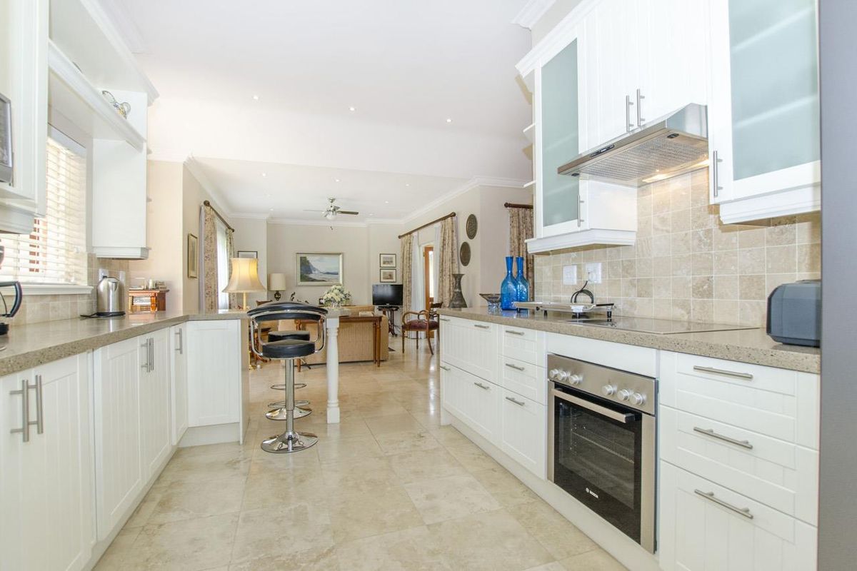 Luxurious retirement living at its finest - Photo 4