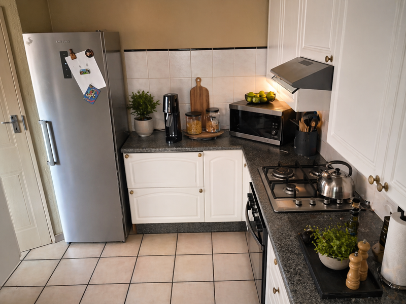 Lock-Up-and-Go 3 Bedroom Home with Small Garden and Patio - Photo 10