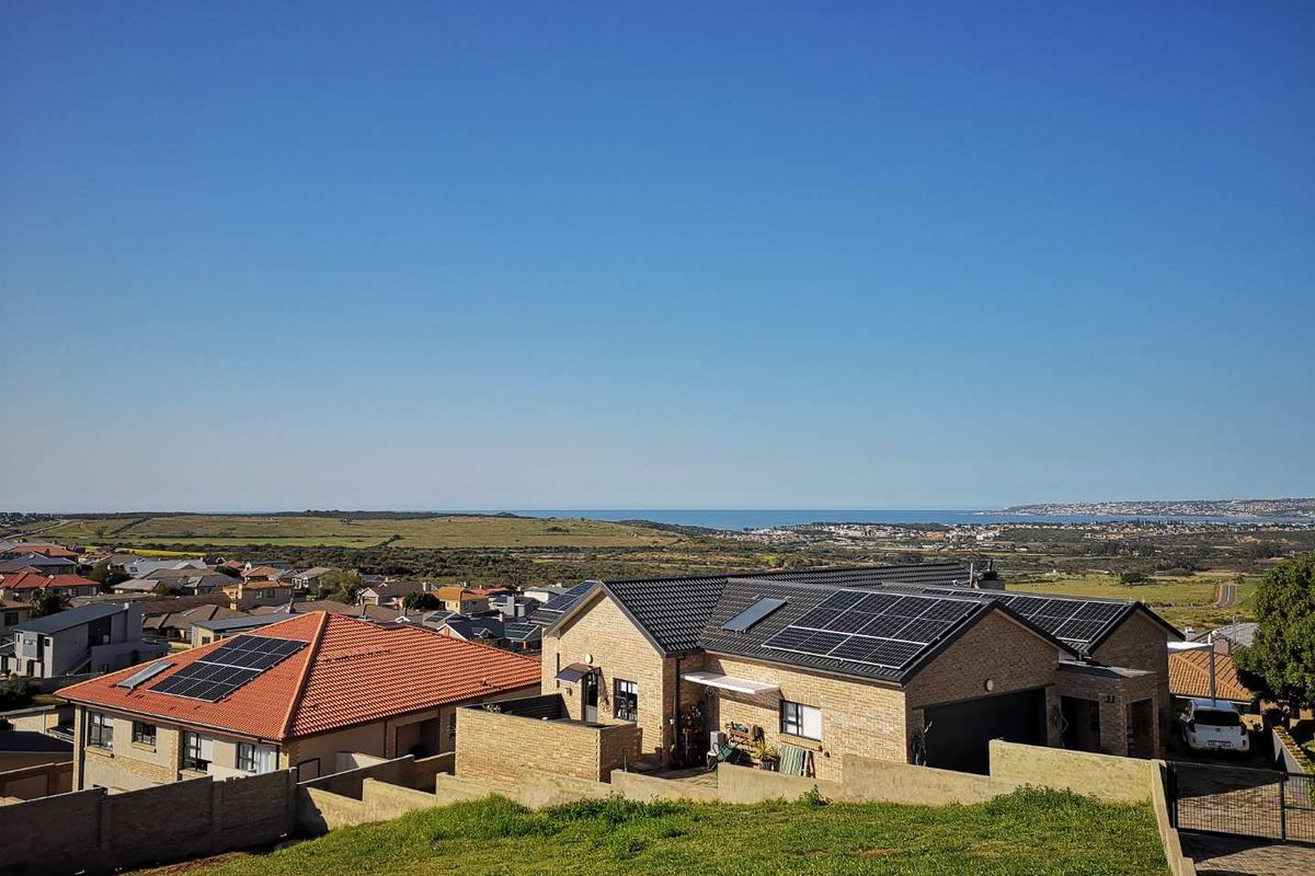 Vacant land for sale with sea views - Photo 3