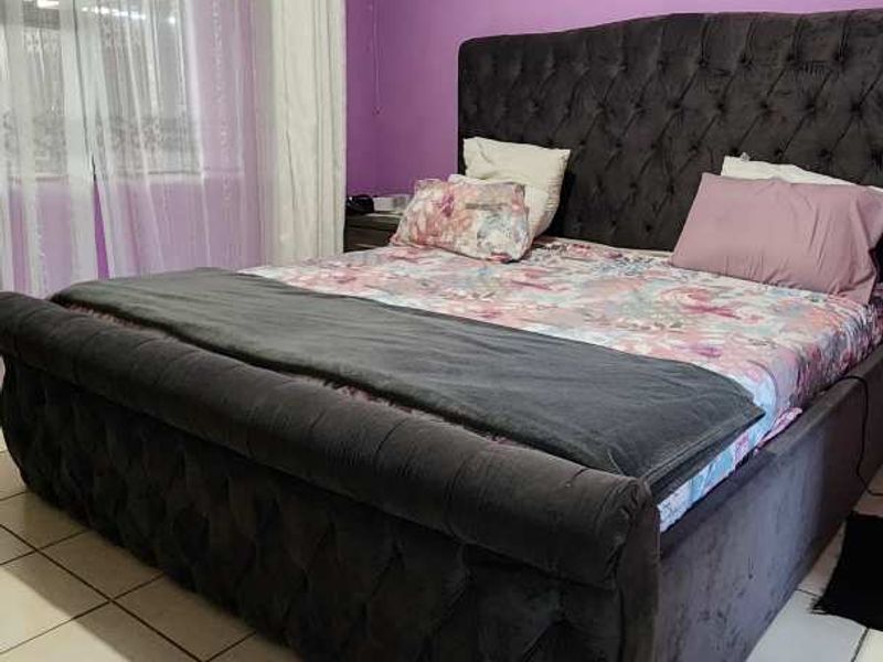 3 Bedroom House For Sale in The Orchardss - Photo 8