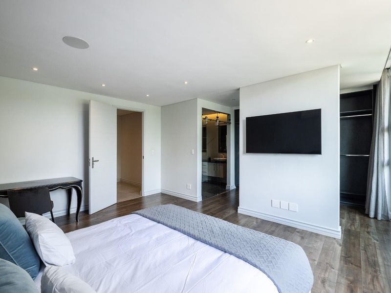 Luxurious Furnished 3 Bedroom Townhouse with Private Pool - Photo 8