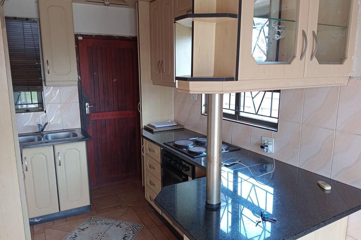 Discover comfortable and modern living in this well-maintained 2-bedroom home, perfectly designed for convenience and easy everyday living. - Photo 3