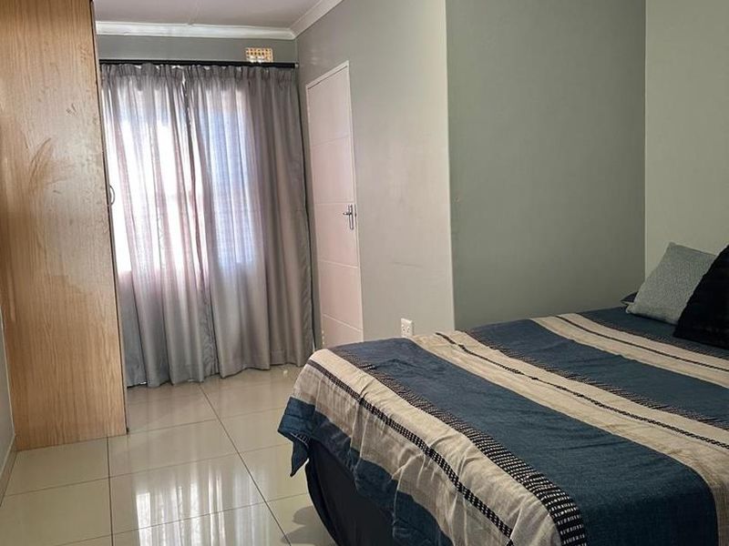 One-Bedroom Rental Property in Veld En Vlei, Richards Bay - Photo 4