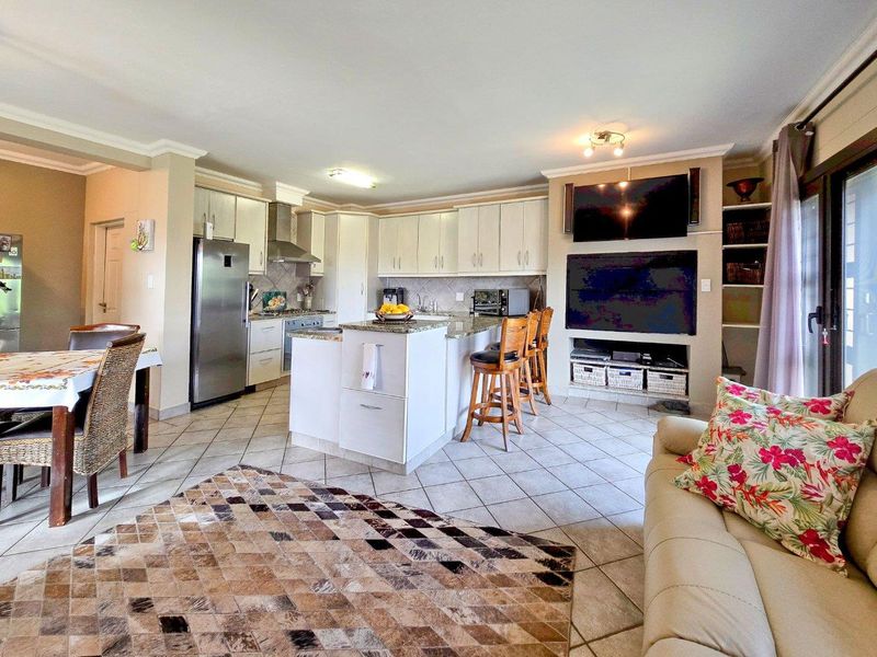 Dolphin Beach, Walvis Bay: Very neat duplex Townhouse is for Sale - Photo 2