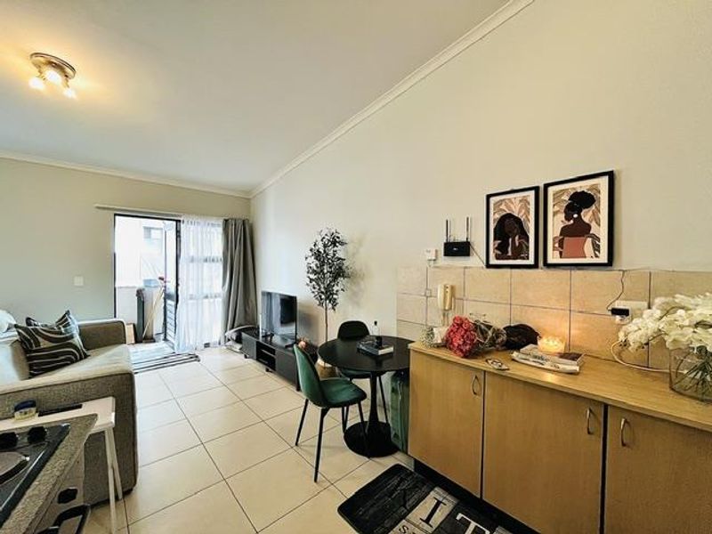 Invest in Milpark: Secure, Convenient & Connected Living - Photo 10