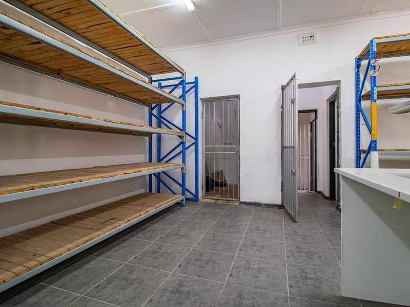 Ideal Owner-Occupier Opportunity on Busy McIntyre Road - Photo 7