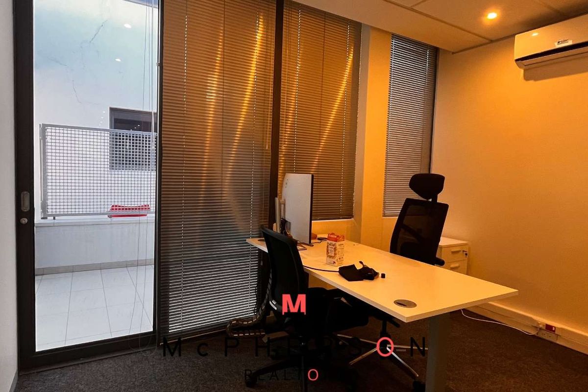 Prime Office Block For Sale – Fully Tenanted Investment Opportunity! - Photo 4