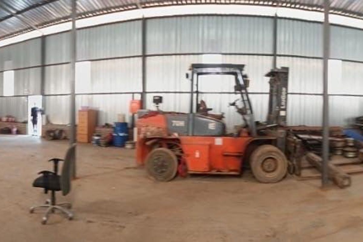 Prime industrial property - Photo 4