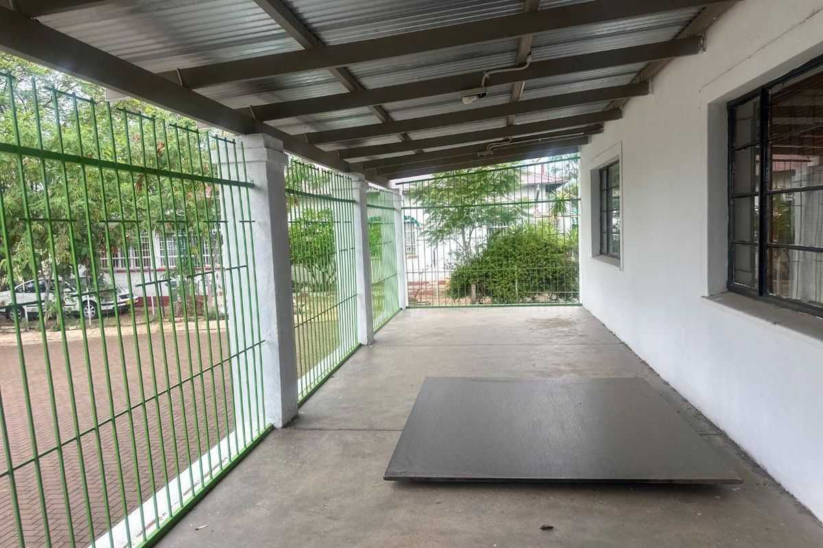 Office For Rent Windhoek West - Photo 5