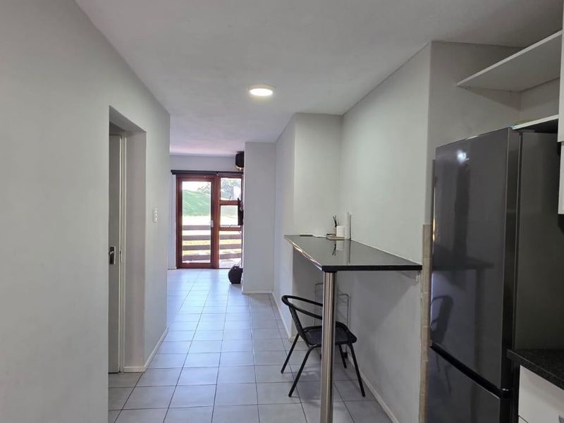 Modern 1 Bedroom Flat - Photo 4