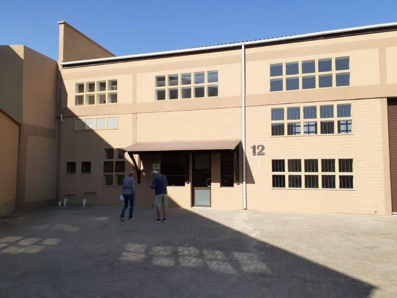 WAREHOUSE FOR SALE - Photo 3