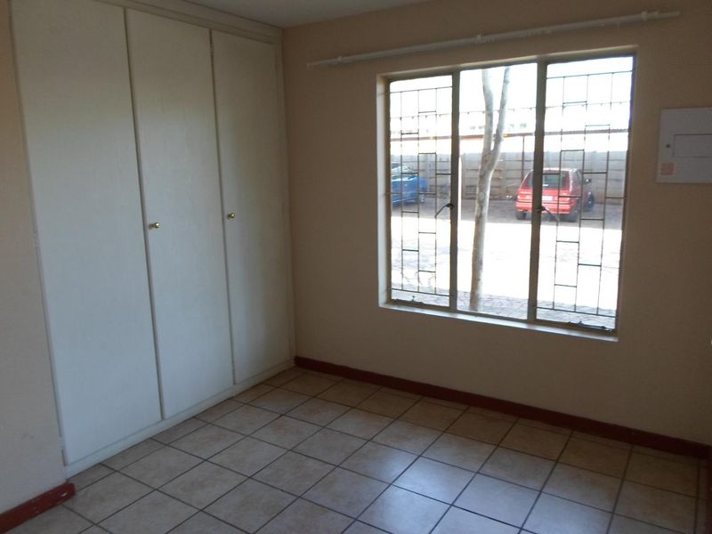 2 BEDROOM UNIT TO RENT IN DOORNPOORT - Photo 7