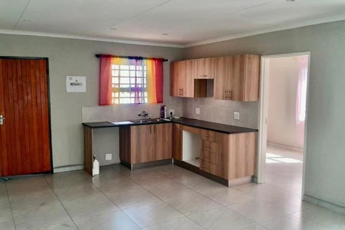 House for sale in Dawn City - Photo 5