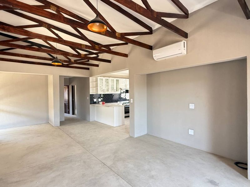 Perfect start-up two bedroom family home for sale - Photo 10