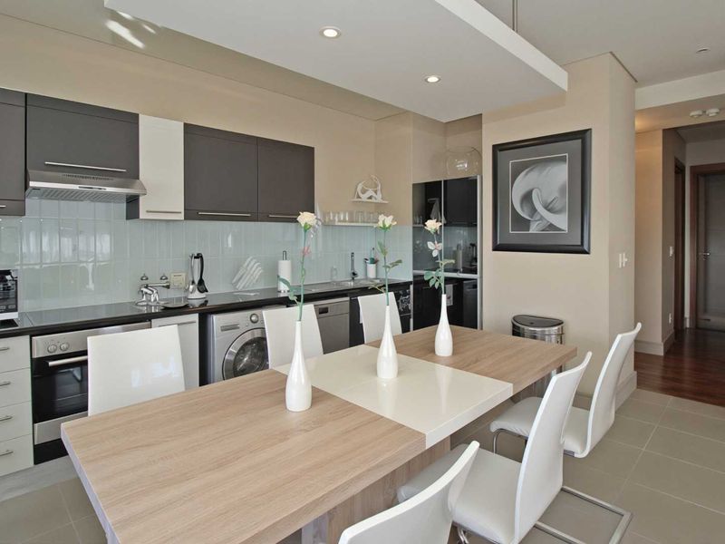 Elite address: Sun filled Secure, Sophisticated Luxury living and a 24hr concierge - Photo 6