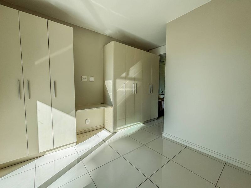 Chic 2 Beds in Rosebank’s Hottest Spot – The Tyrwhitt - Photo 8