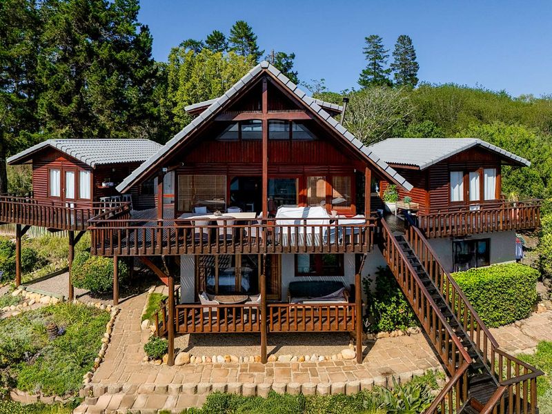 Perched Above the Rest: Modern Luxury with Panoramic Eagle Views - Photo 4