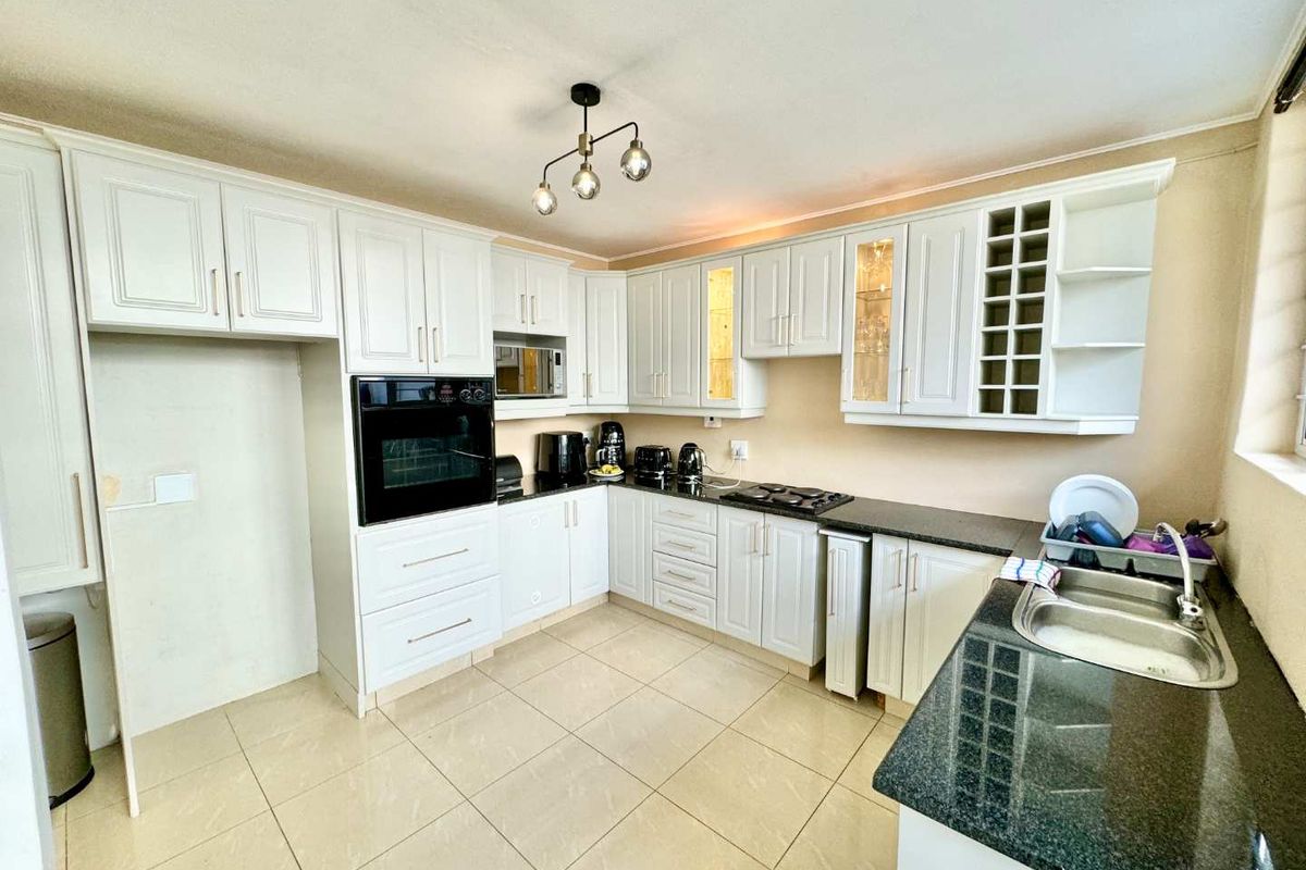 Hendra Estates - Lovely, Pet-Friendly Duplex With Stunning Bachelor Flat For Rent In La Lucia - Photo 5
