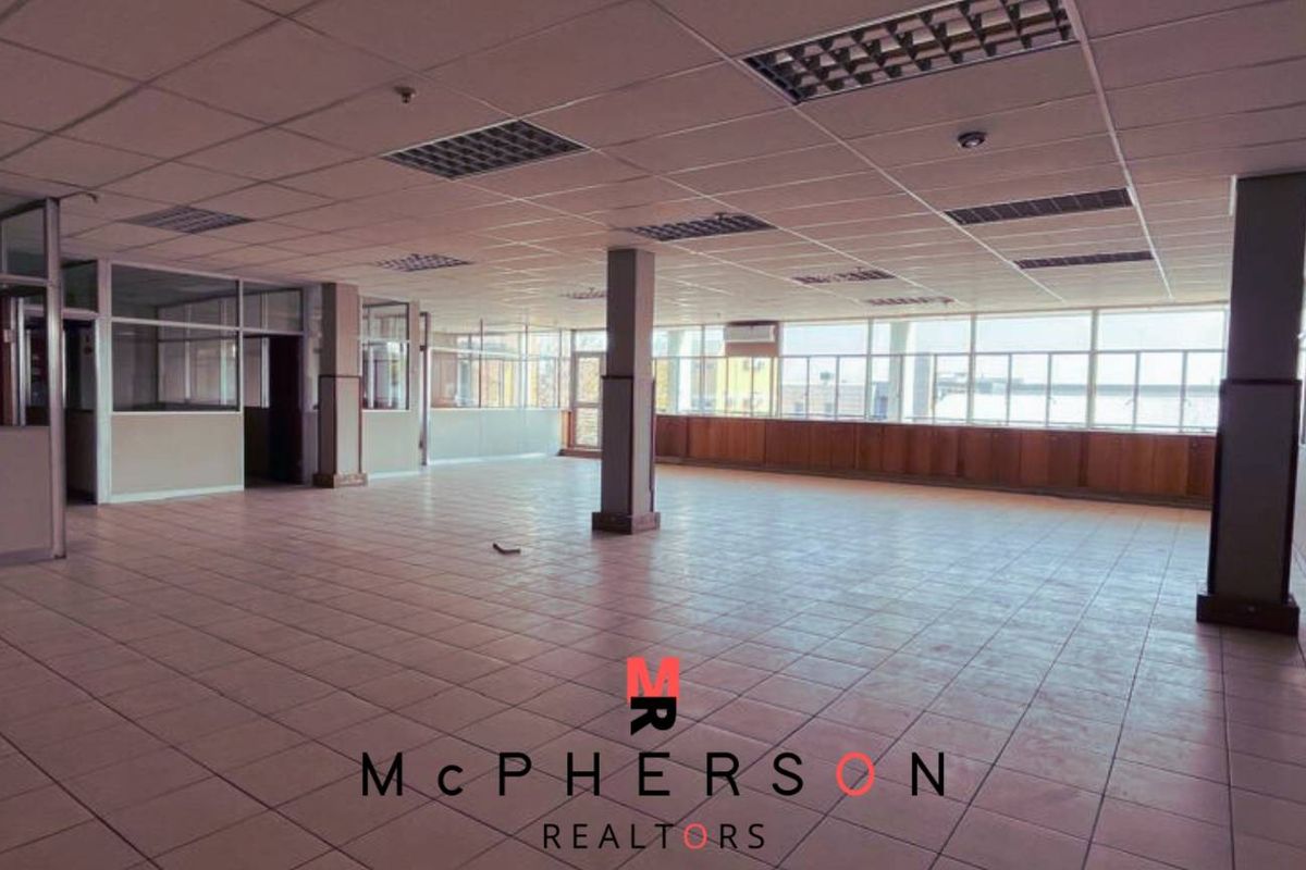 Large Office Space To Let - Photo 5