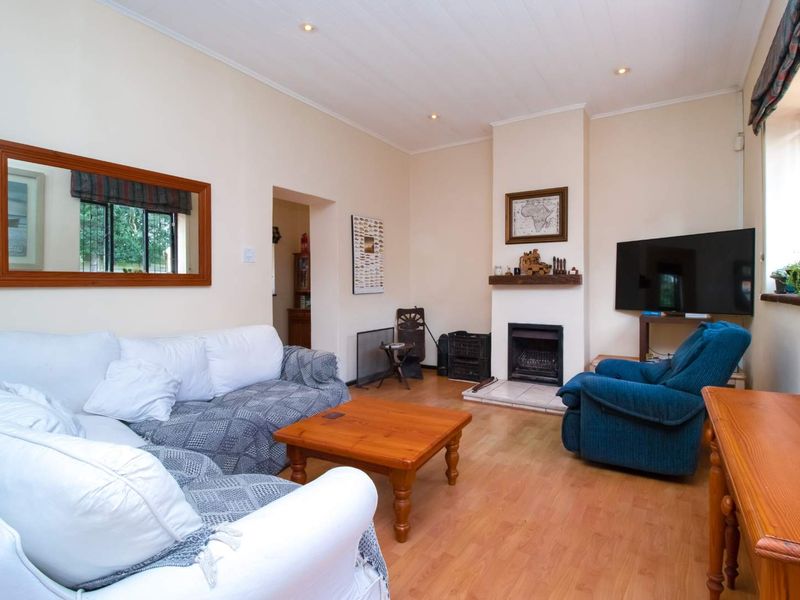 Timeless Elegance Meets Easy Family Living - Photo 6